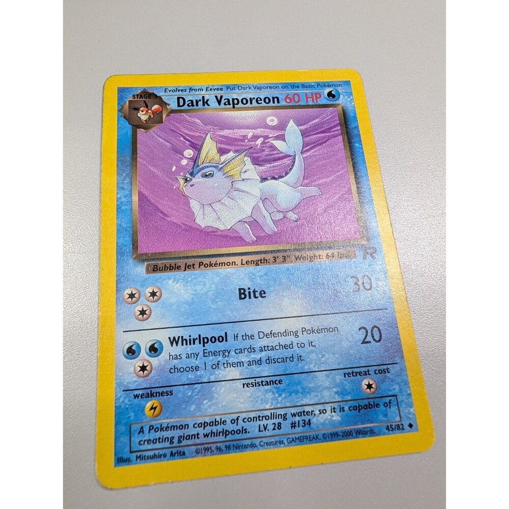 Dark Vaporeon 45/82 Team Rocket Regular pokemon card collectable vintage